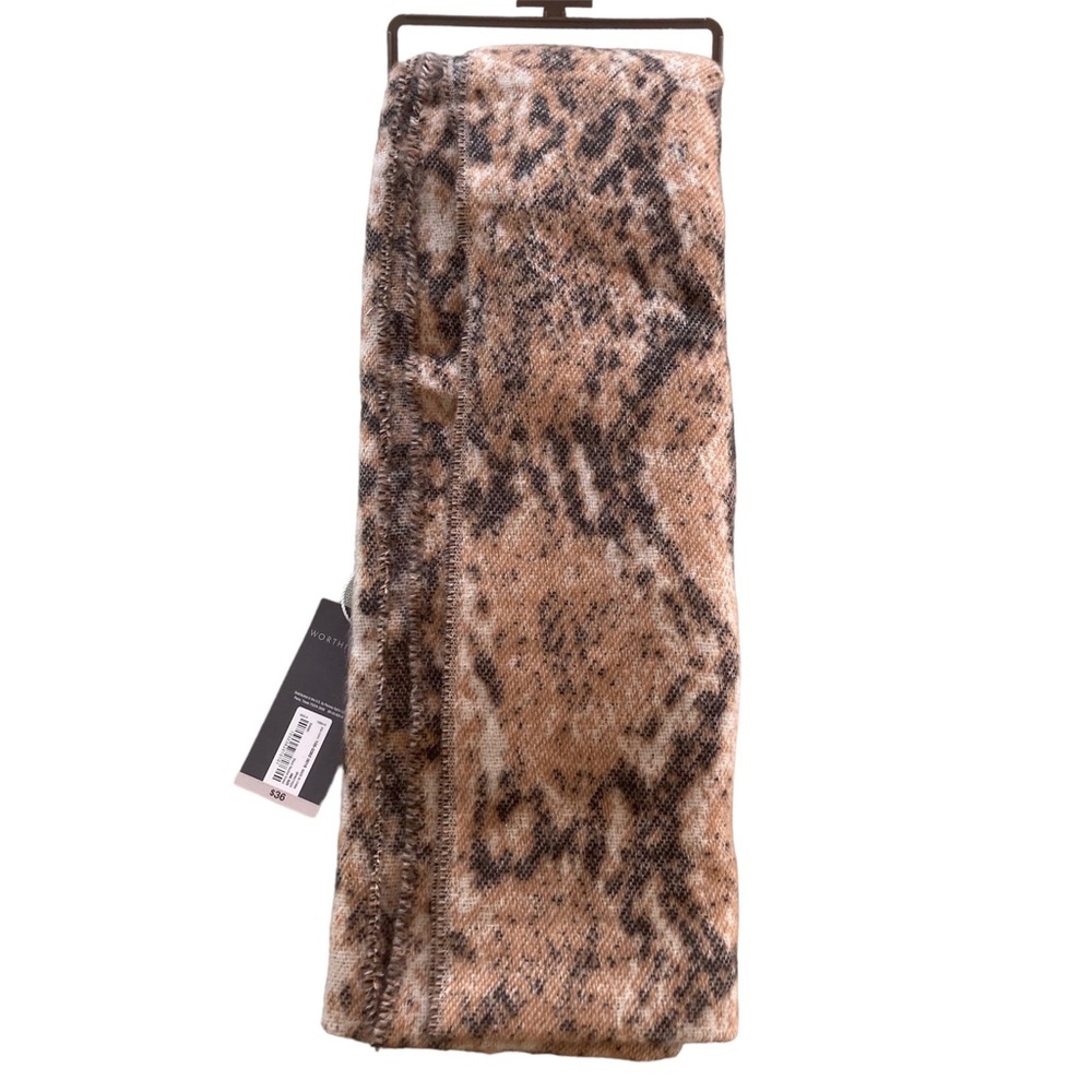 Worthington blanket wrap/scarf black neutral snake print